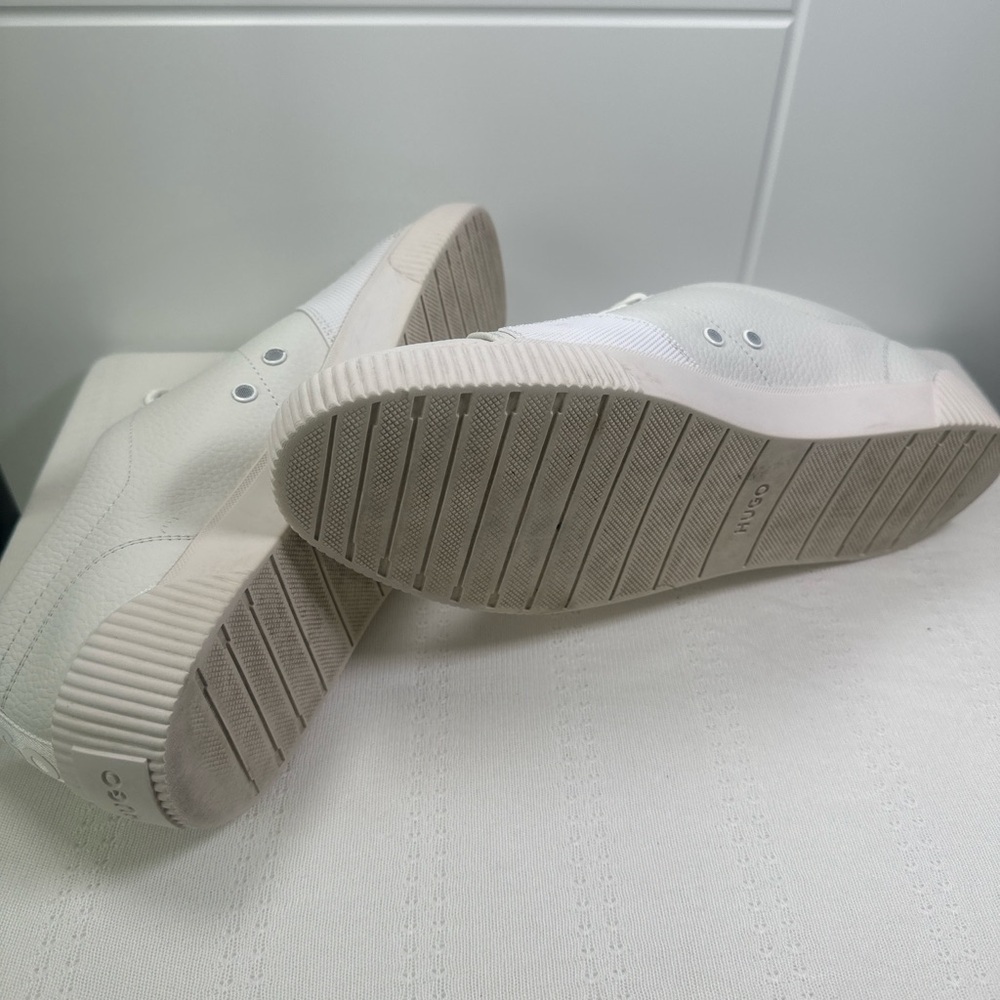 Hugo Low Top Leather Sneakers - Picture 7 of 7